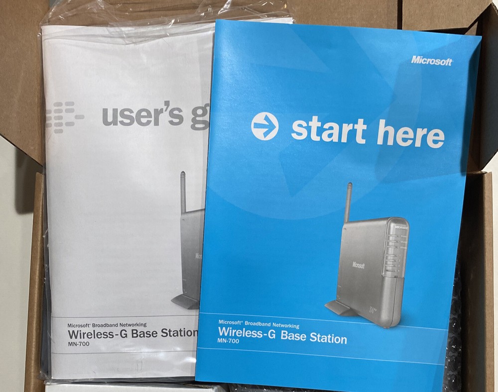 Networking Wireless Wired Router Microsoft Broadband MN-700 - NEW