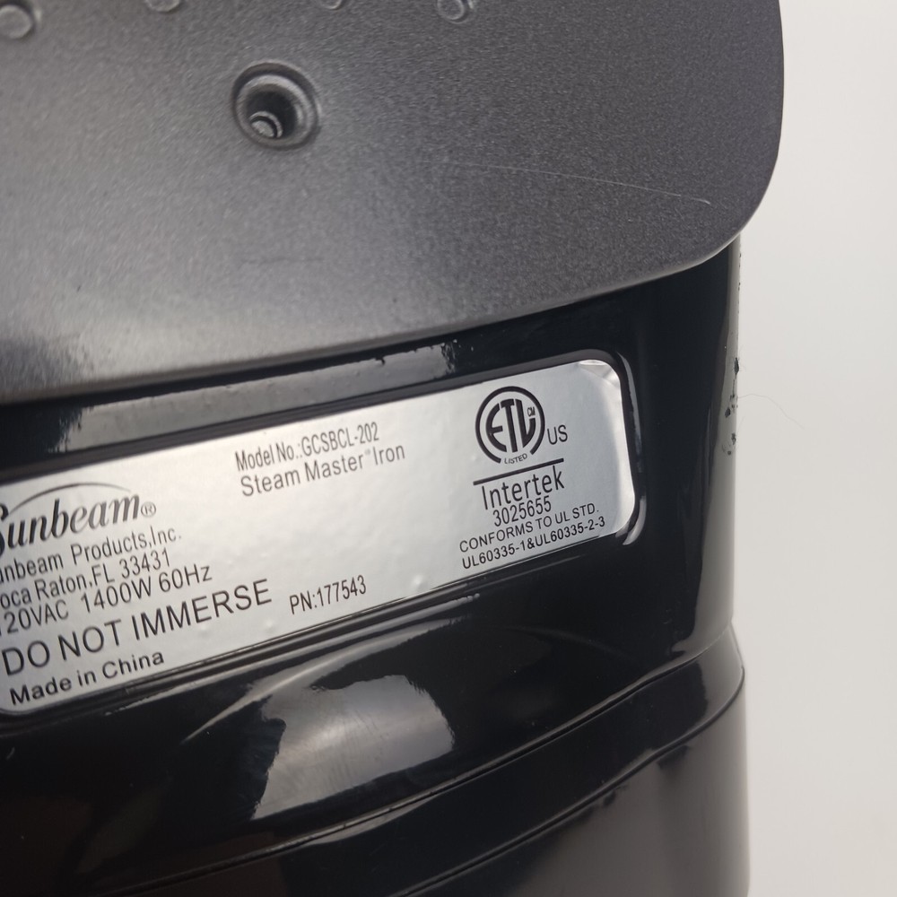Sunbeam Steam Master Iron with Anti Drip Technology GCSBCL-202