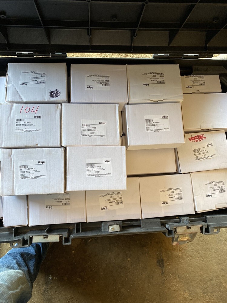 DRAGER X-AM CHARGING MODULE BASE 8318639 NIB