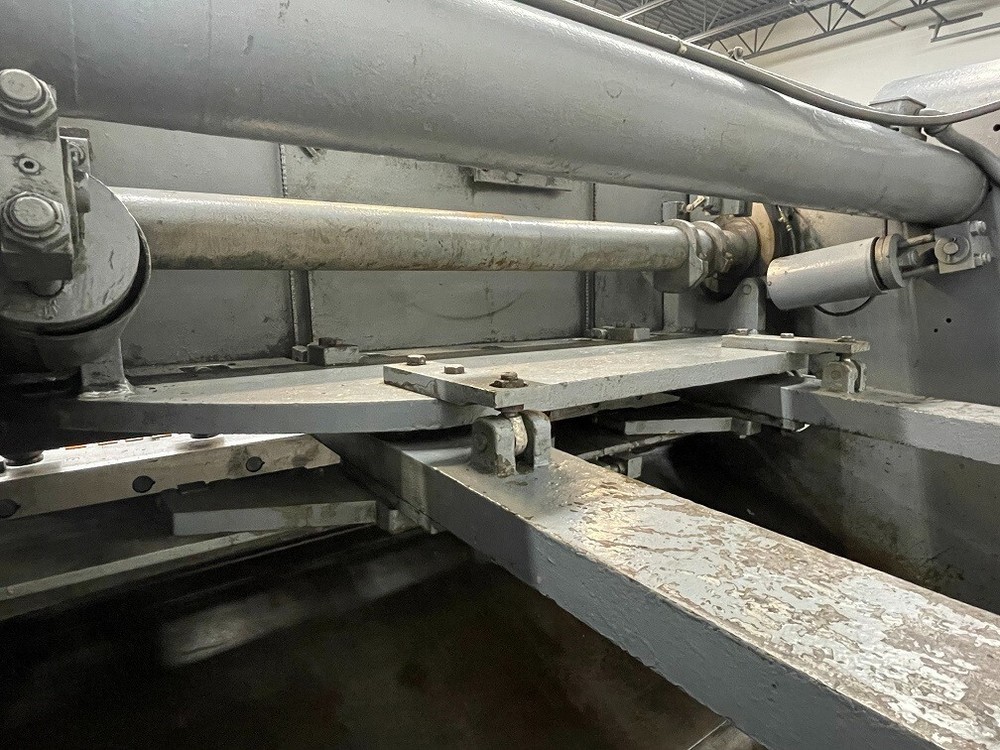 Lodge & Shipley 6’x 1/4″ Power Squaring Shear