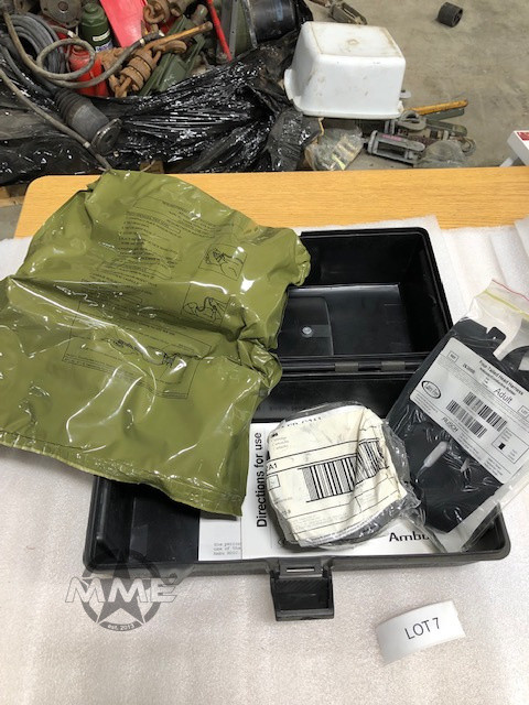 HAND OPERATED RESUSCITATOR Military