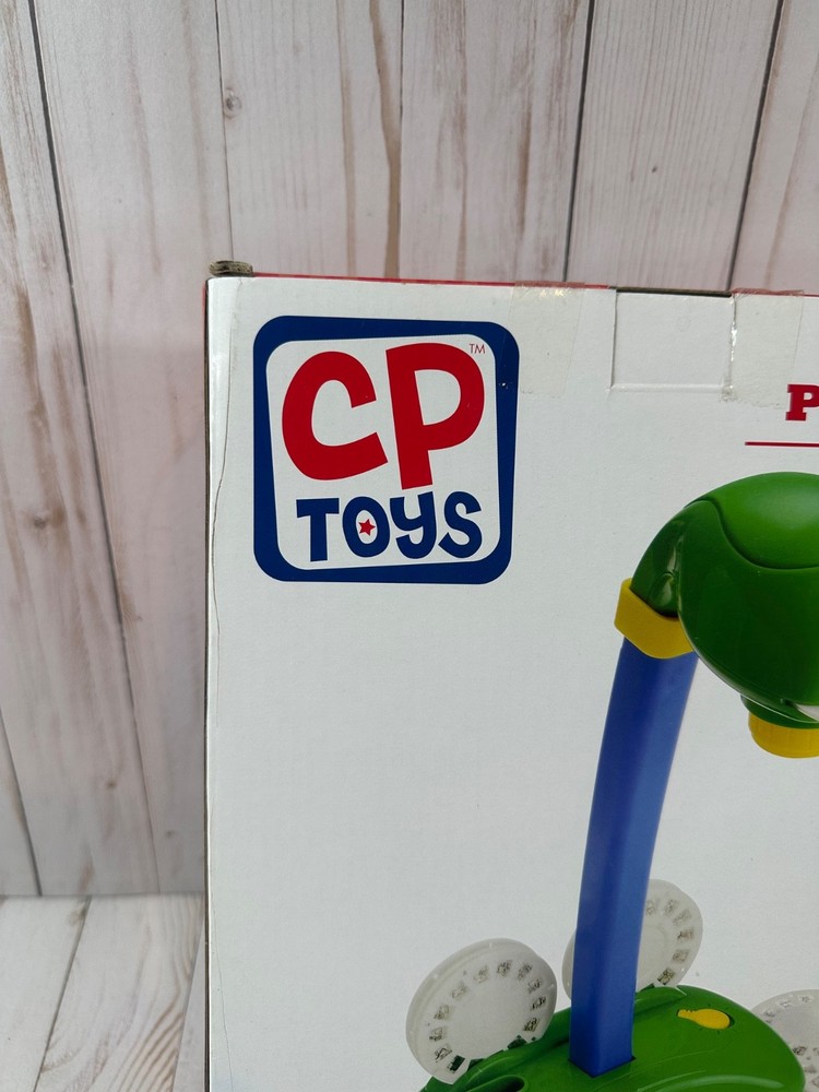 Constructive Playthings E-Z Art Projector, New Inbox/Sealed
