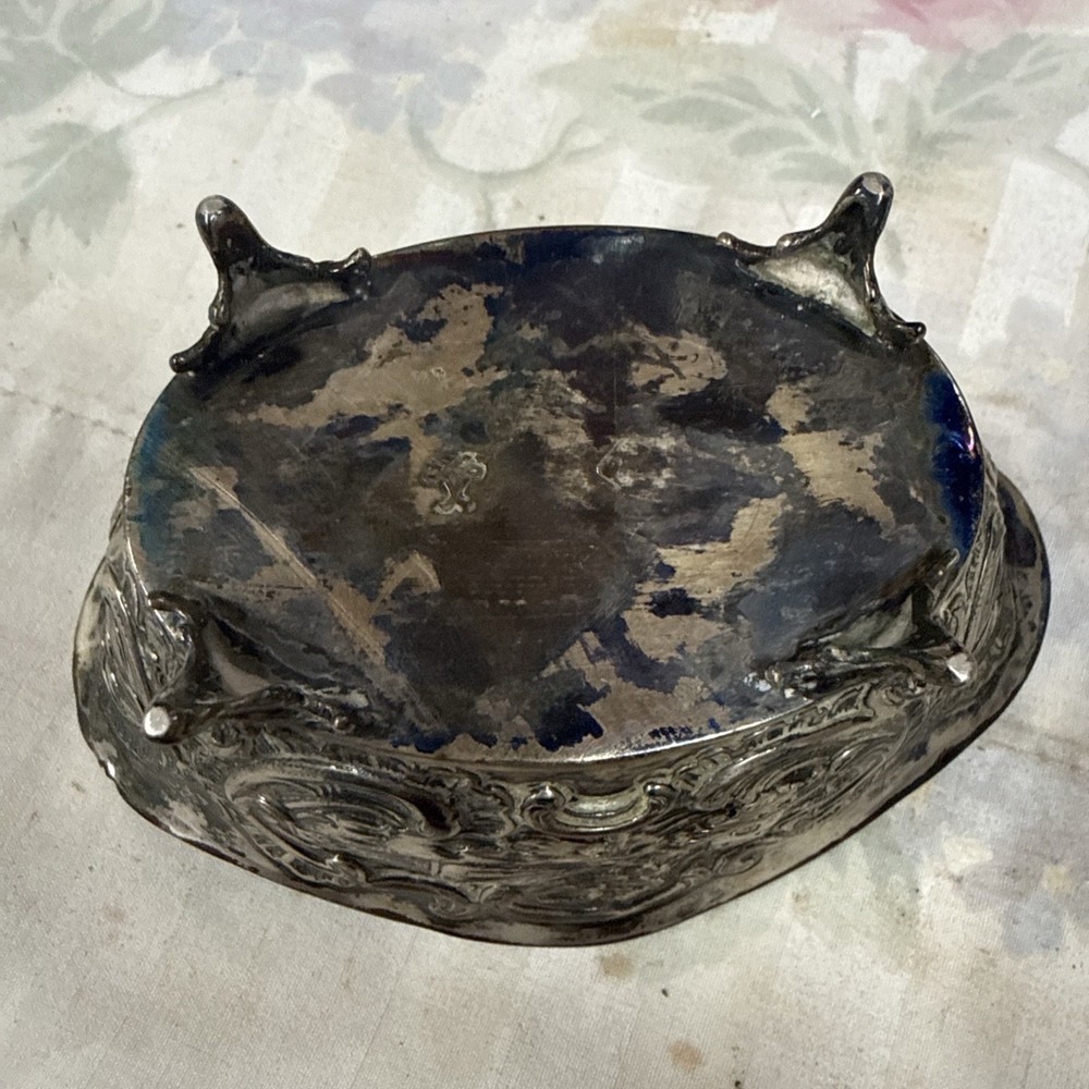 Hanau 800 Silver Repousse Footed Bowl