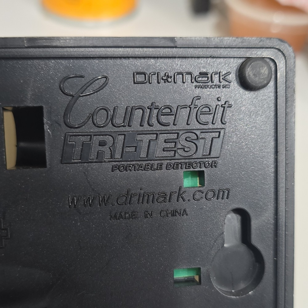 Dri Mark Counterfeit TRI-TEST Portable Detector Machine Battery Plastic