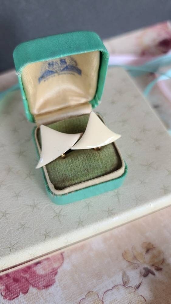 Beige Enamel Clip-on Earrings
