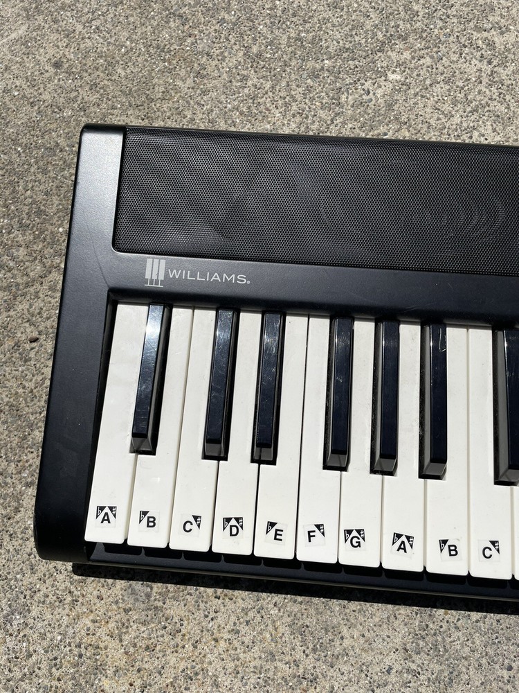 Williams Legato III 88-Key Digital Piano Keyboard - Black