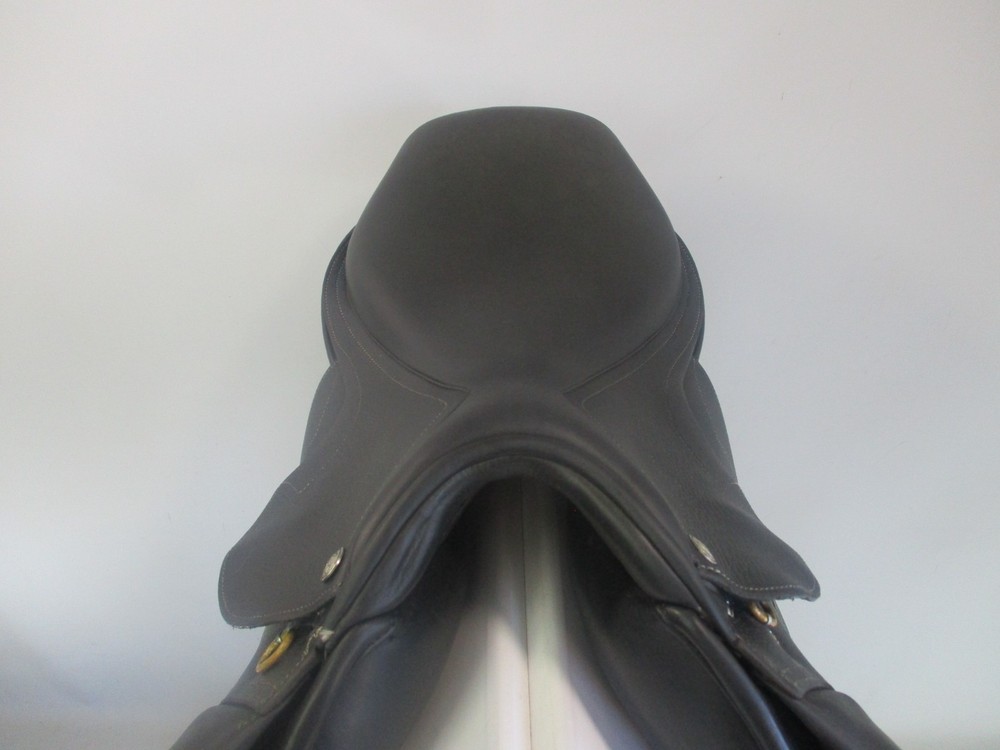 Pessoa Gen X Jump Saddle 16"