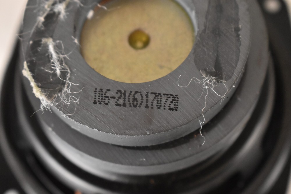 Single Edifier Bookshelf Desktop Speaker R1010BT Midrange Woofer Driver