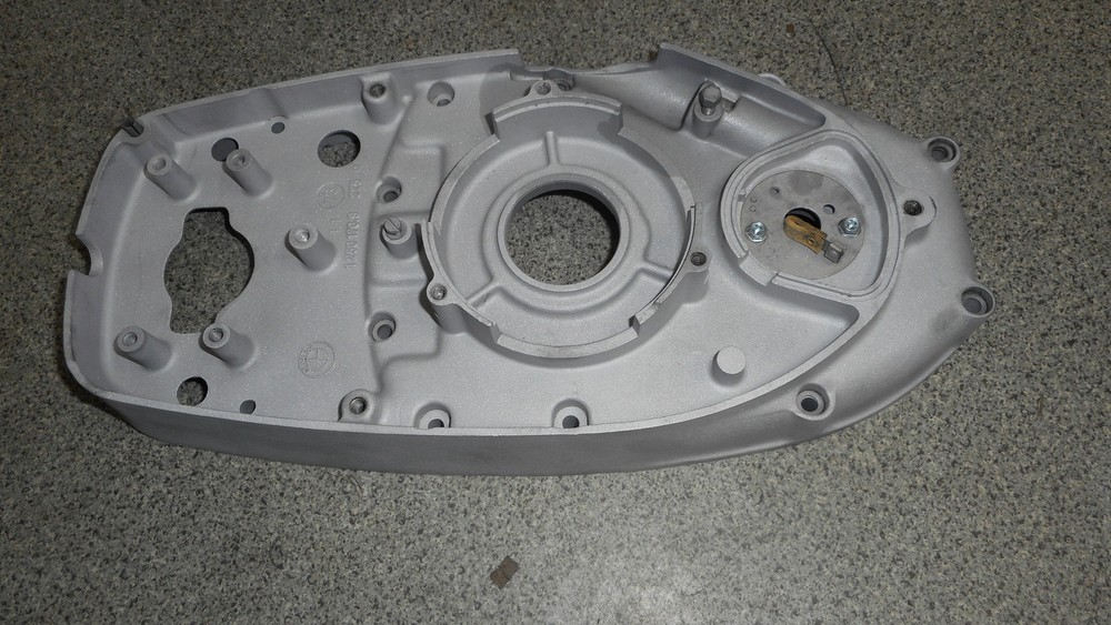 Chain case timing chain case engine housing smooth housing
