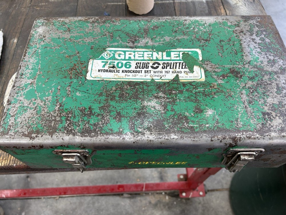 Greenlee Slug-Splitter Hydraulic Knockout Punch Set