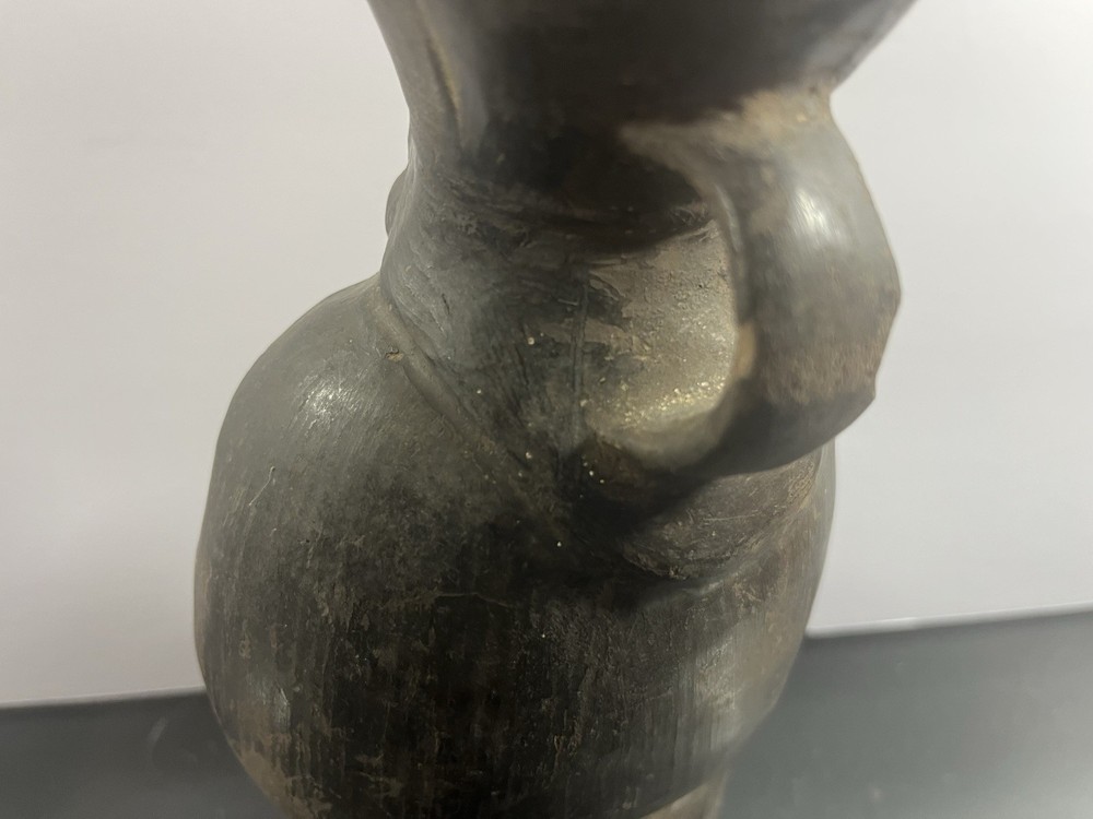 Vintage Peruvian Moche 9" Blackware Effigy Vessel