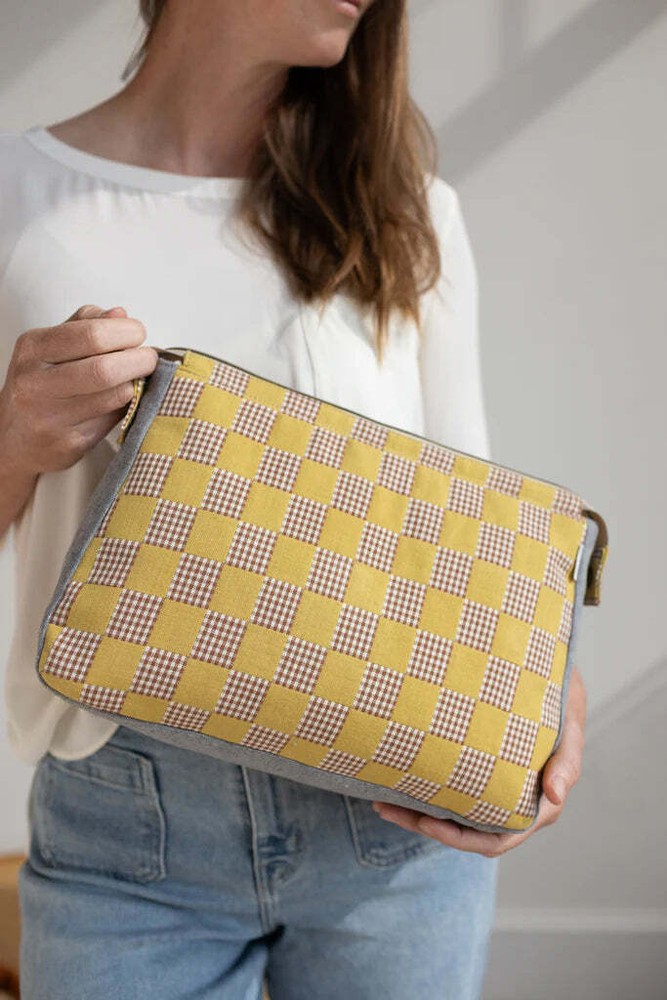 Plover Pouch Pattern by Noodlehead