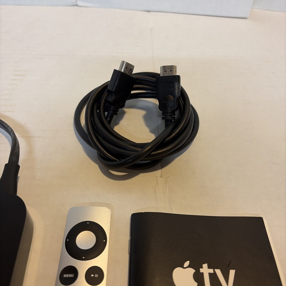 APPLE TV 3rd Generation Black with Remote A1469