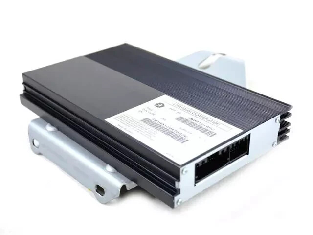 New OEM Mopar Amplifier 68248754AE