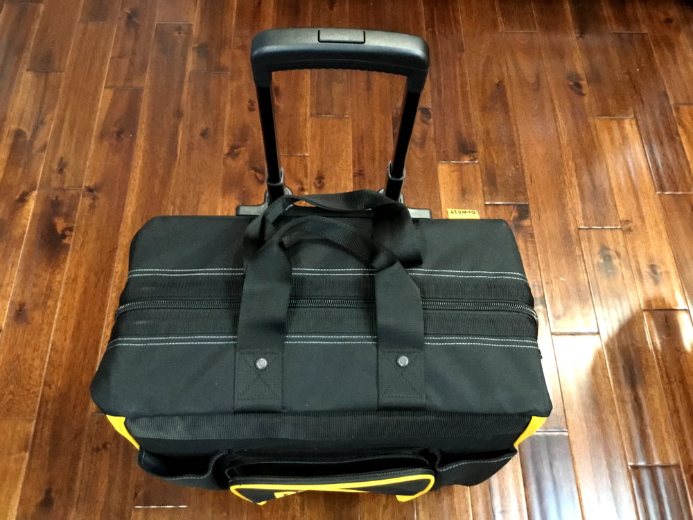 New Dewalt Site-Ready Large Rolling Heavy Duty Tool Bag With Telescoping Handle