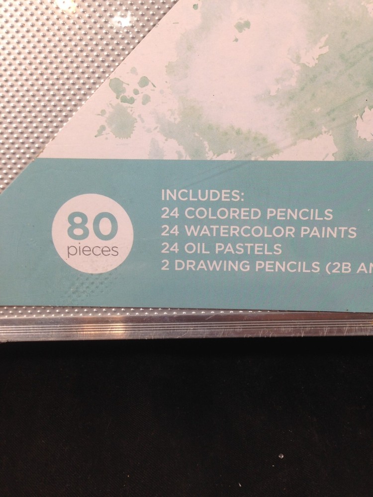 Hampton Art 80 Piece Artist Case NIB