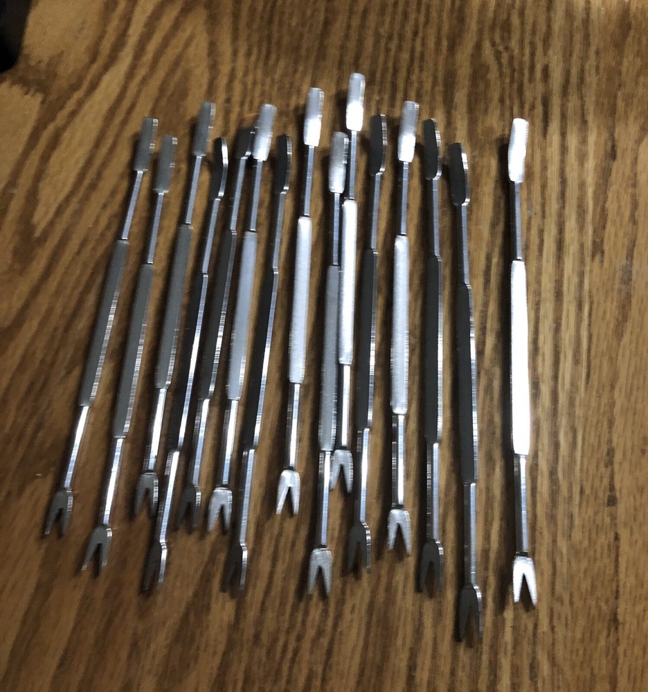 Artcome 15 Pieces Seafood Lobster Fork Tools Set