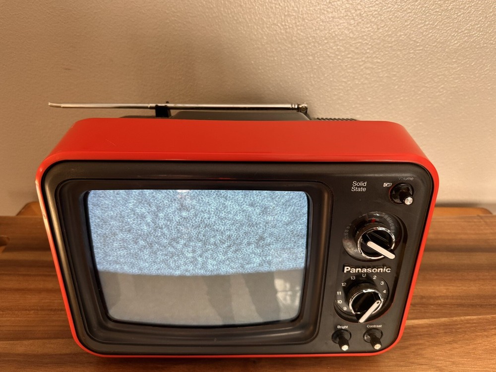 1977 Panasonic 9” TV TR-749 Solid State Television Vintage Retro Working Nice!!