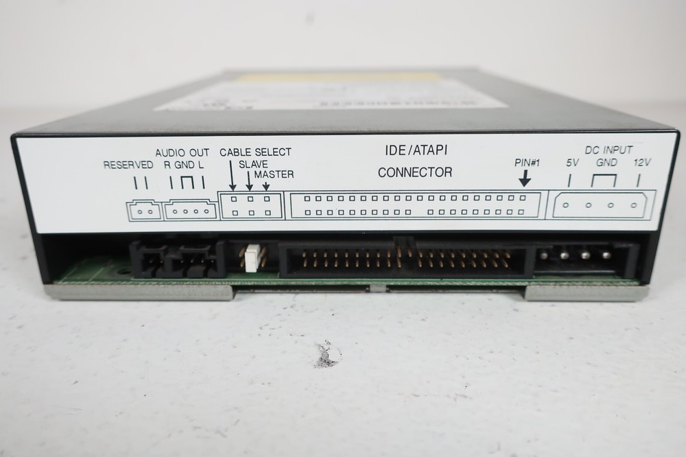 HP C4492 10x4x32x CD-RW Plus Drive