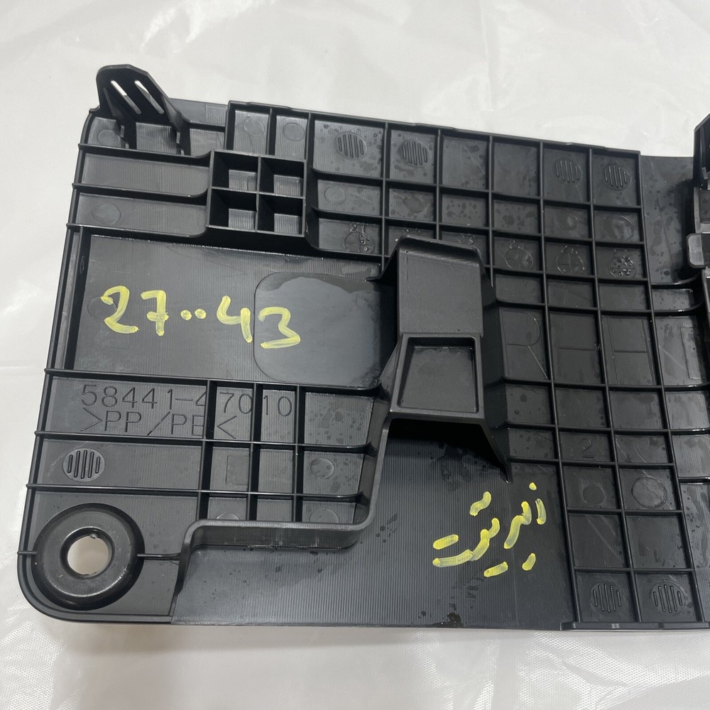 2021 Toyota Prius Rear Lower Trim Battery Cover RH OEM 58441-47010