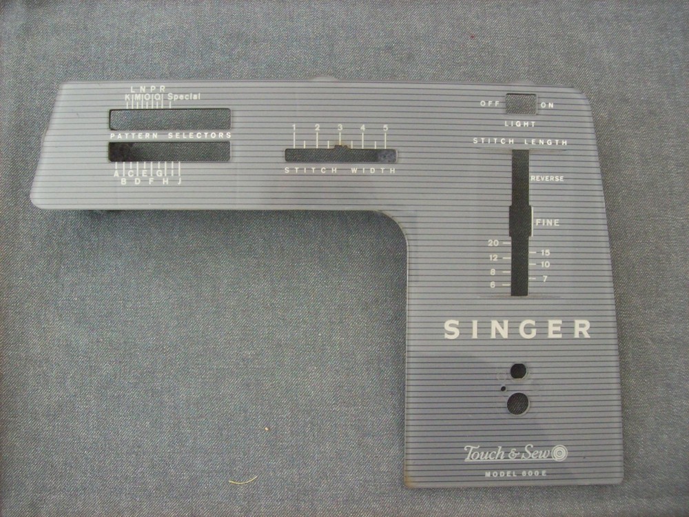 Singer 600E Sewing Machine Front Face Cover Plate Panel, Knobs, & Misc. Parts.