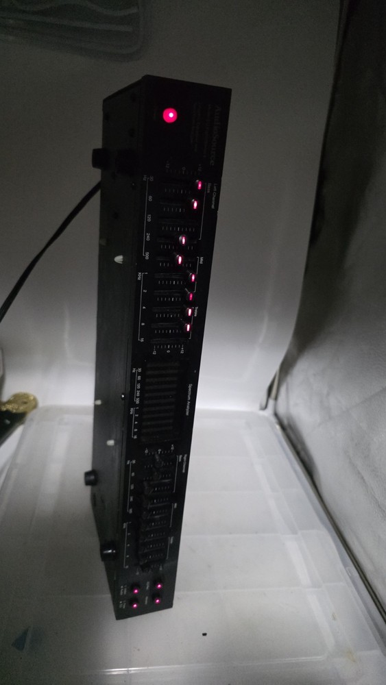 AudioSource Model EQ Eight/Series II 10 Band Graphic Equalizer As Is