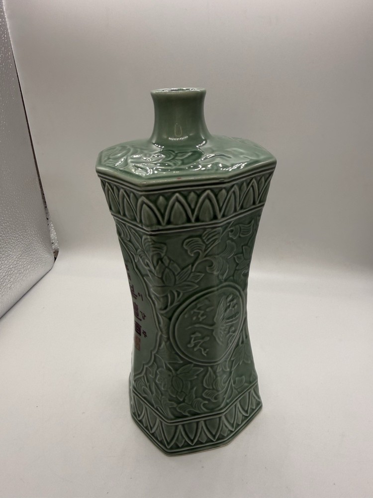 Ceramic Celadon Octagonal Bottle Leegangju, Korean Luck