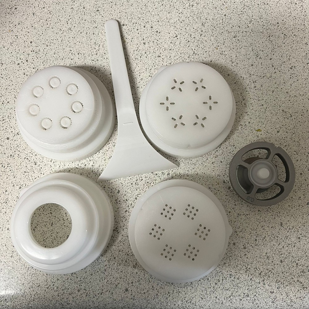 Pasta maker