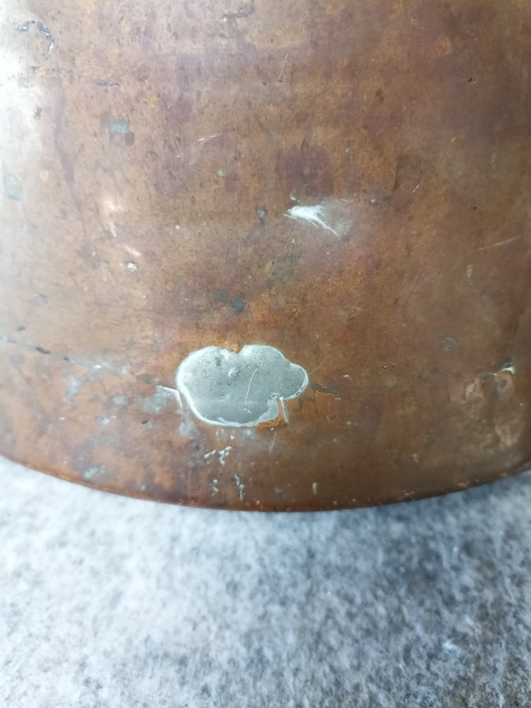 Antique hand hammered copper planter / cauldron 16" diameter