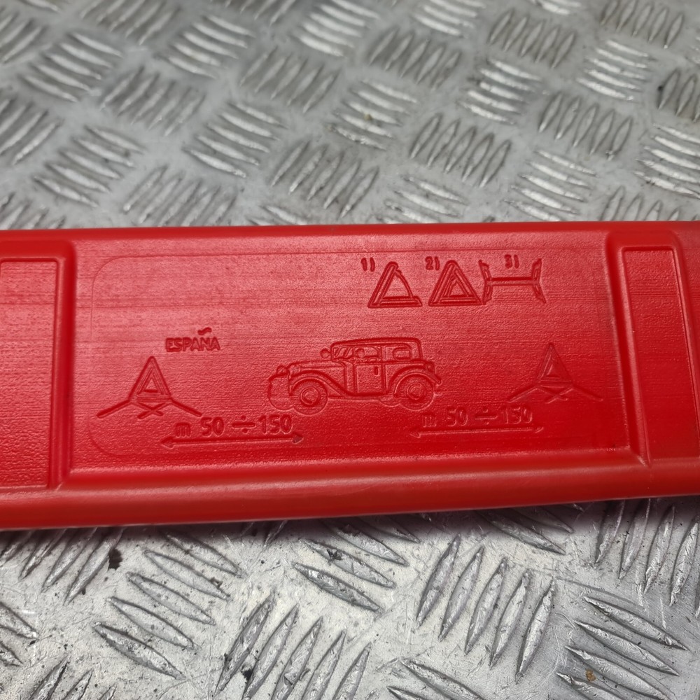 Volvo S80 emergency hazard warning triangle + case 07-14