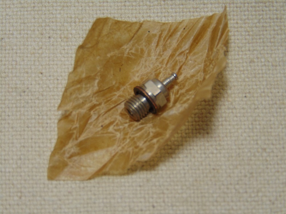 KS 2 Glow Plug rc Model Airplane Engine 1/4-32 Thread