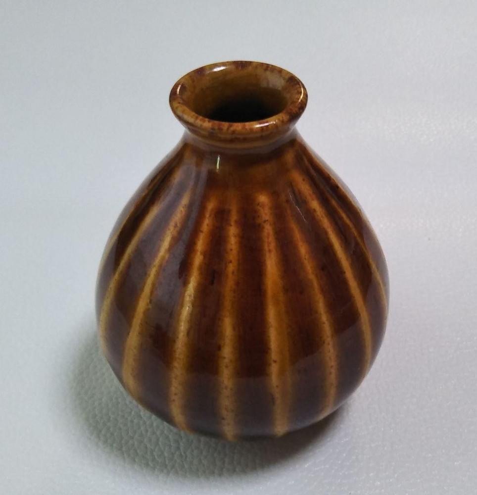 Kokuji ware single flower vase