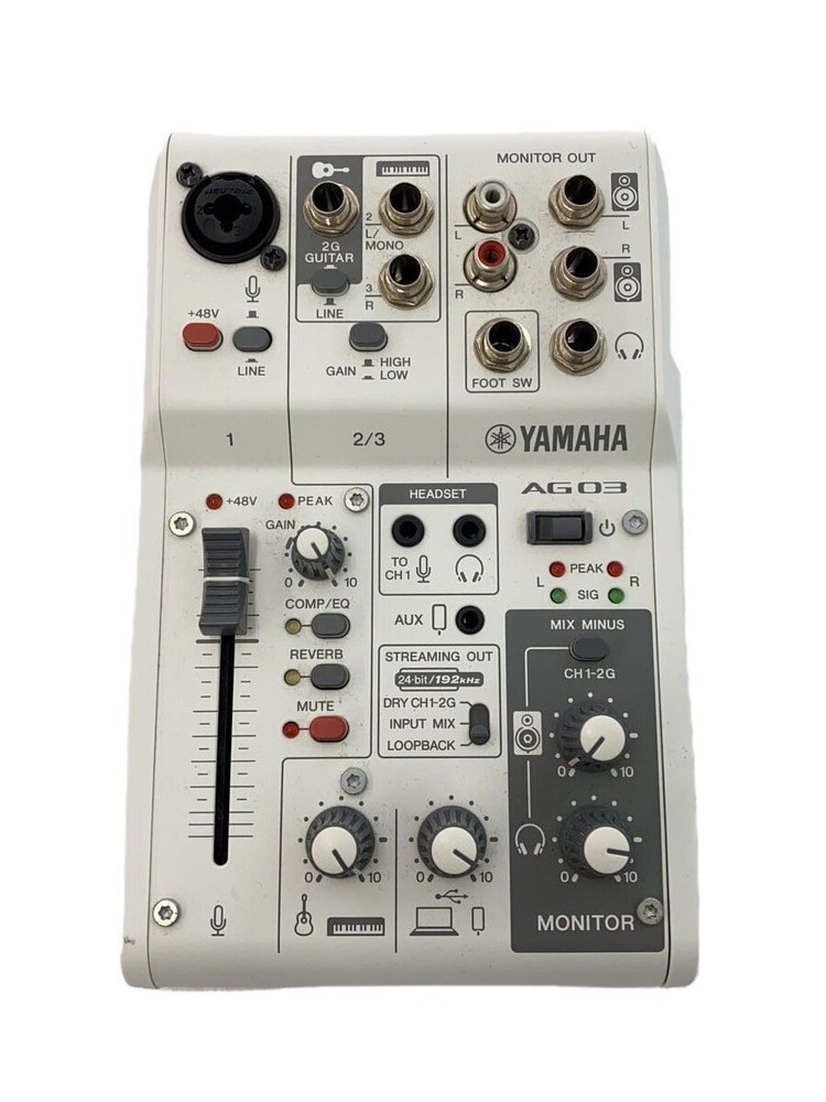 YAMAHA AG03 MIXER Used