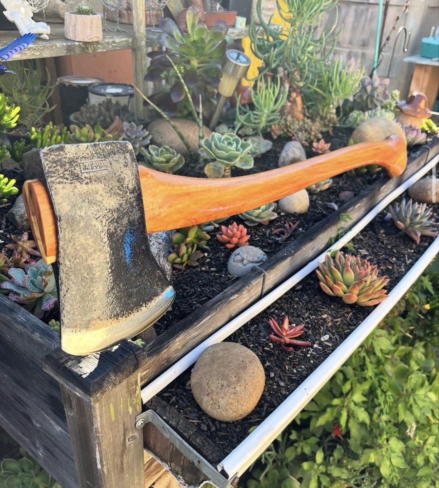 Vaughan Yankee Pattern Axe on Hickory