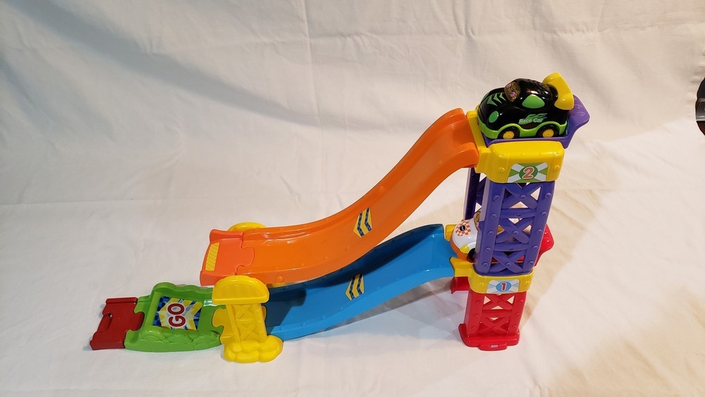 VTech Go! Go! Smart Wheels 3-in-1 Launch & Go Raceway, EUC, Complete