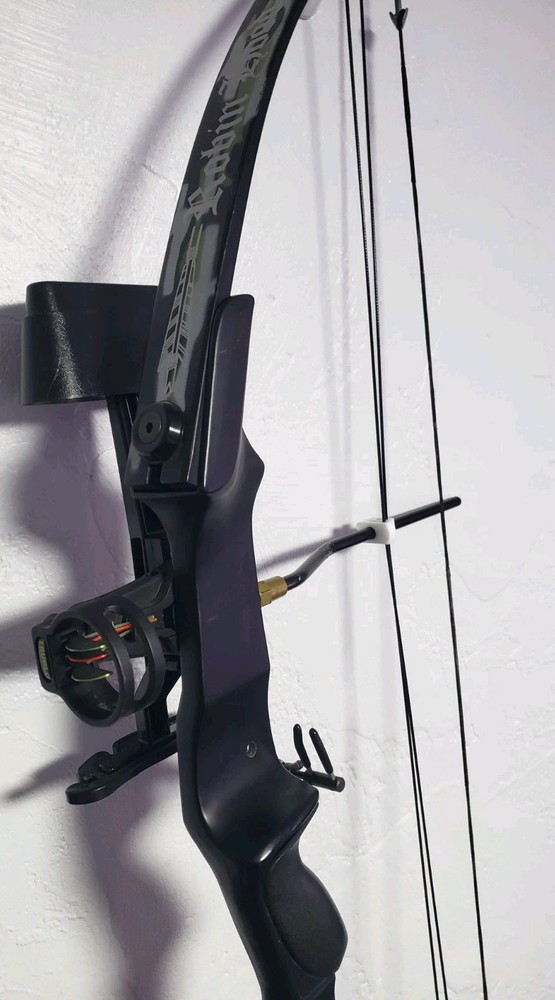 Robin Hood Compound Bow and Archery Target
