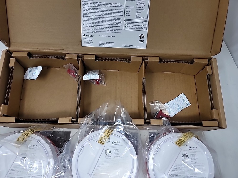 Kidde Smoke & Carbon Monoxide Detector for Home, AA Battery Powered, LED, 3-Pack