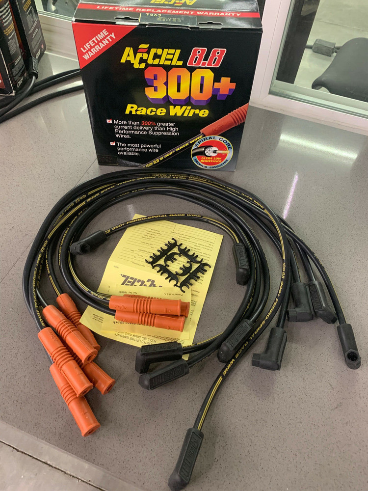 ACCEL 7071 - 300+ Ferro-Spiral Race Wire Set