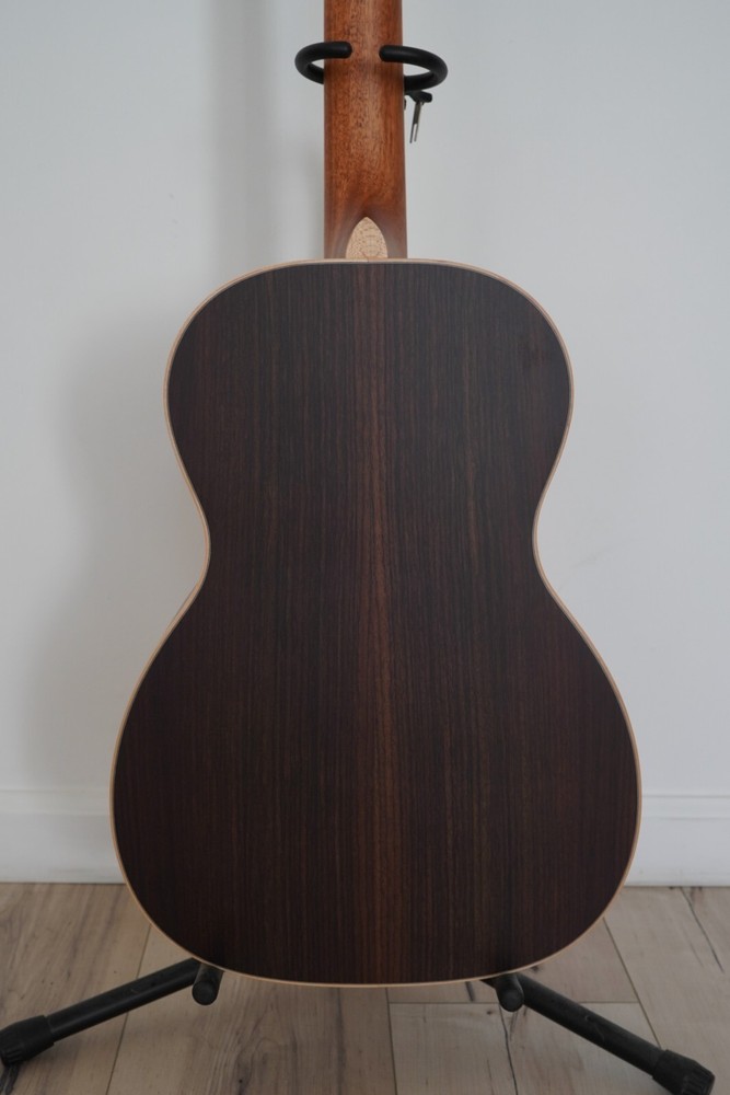 Larrivée O-40 Indian Rosewood w/ Element VTC