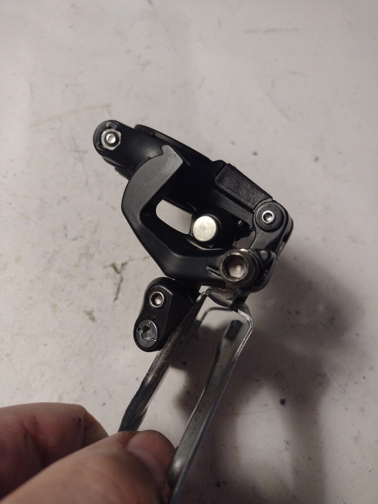 Shimano Deore Front Derailleur 3x9 31.8 Clamp Dual Pull M511