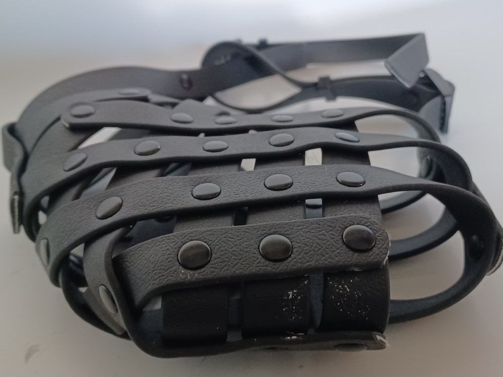 Pitbull Muzzle Basket Muzzle for M [Snout Cir: 9.75-11] Black