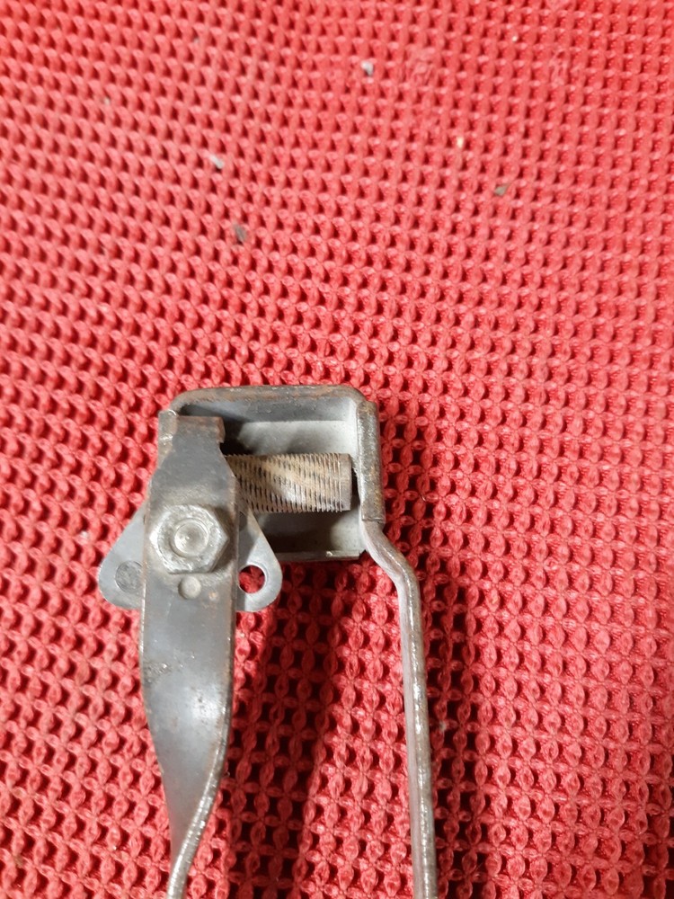 Vintage OXWELD torch striker . Works.