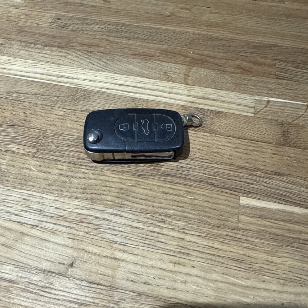 Audi 3 Button Remote Flip Key for Audi
