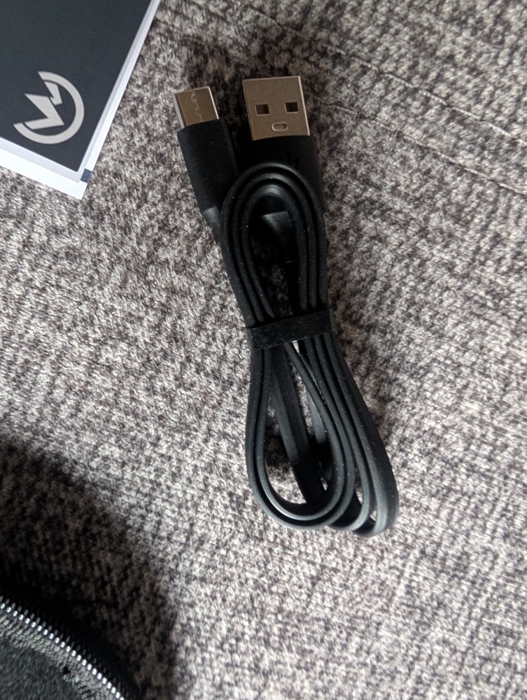 Wireless Bluetooth Ski Headphone Great Condition