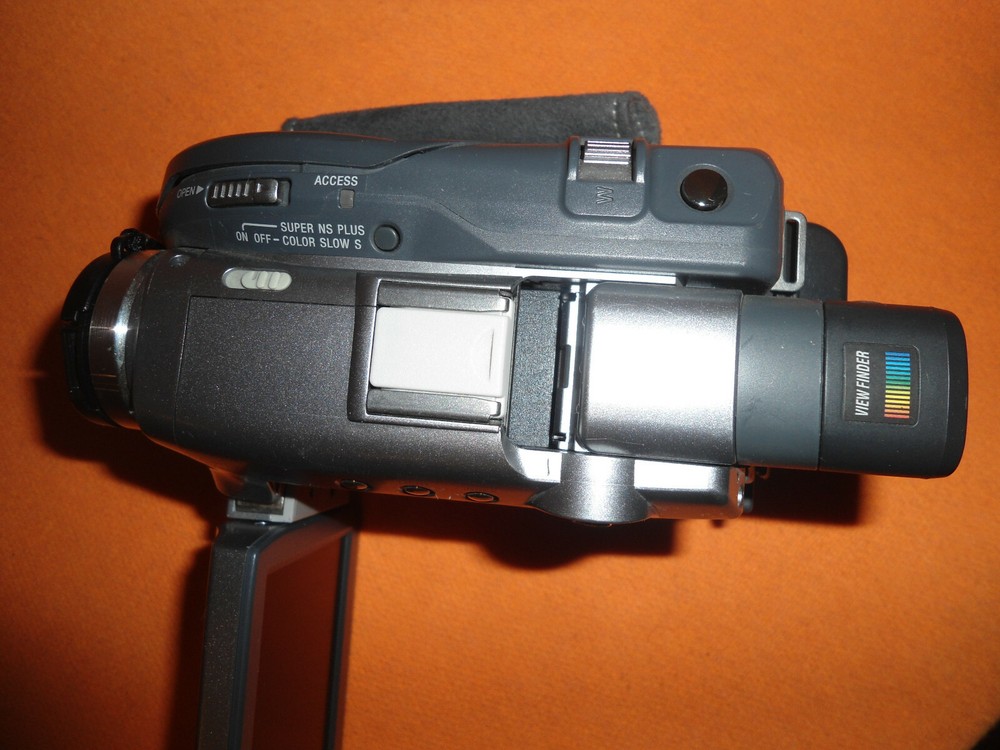 Sony Handycam Model DCR-DVD301 Mini Camcorder