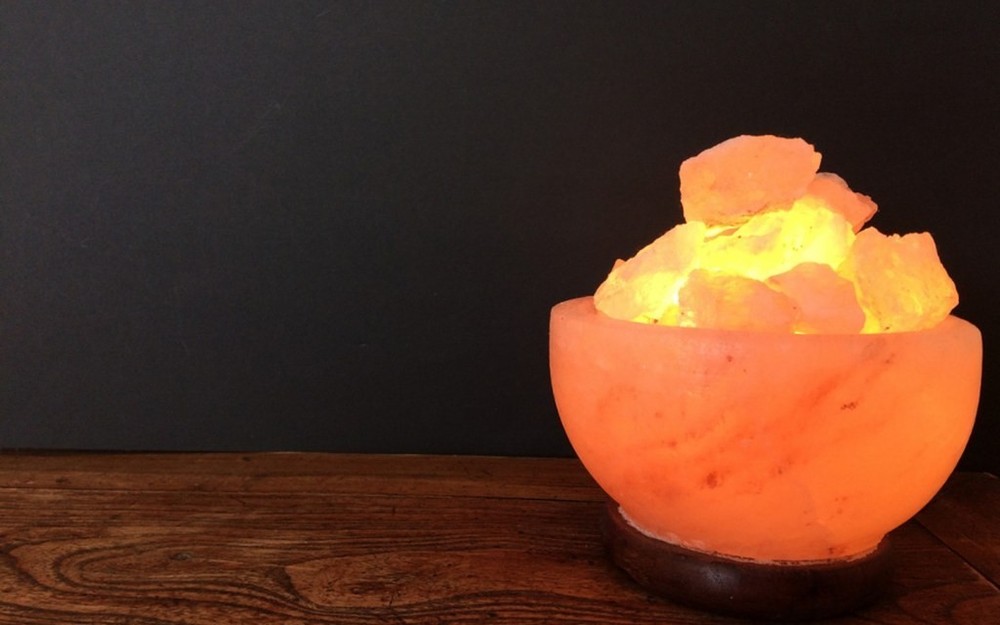 himalayan pink salt lamp