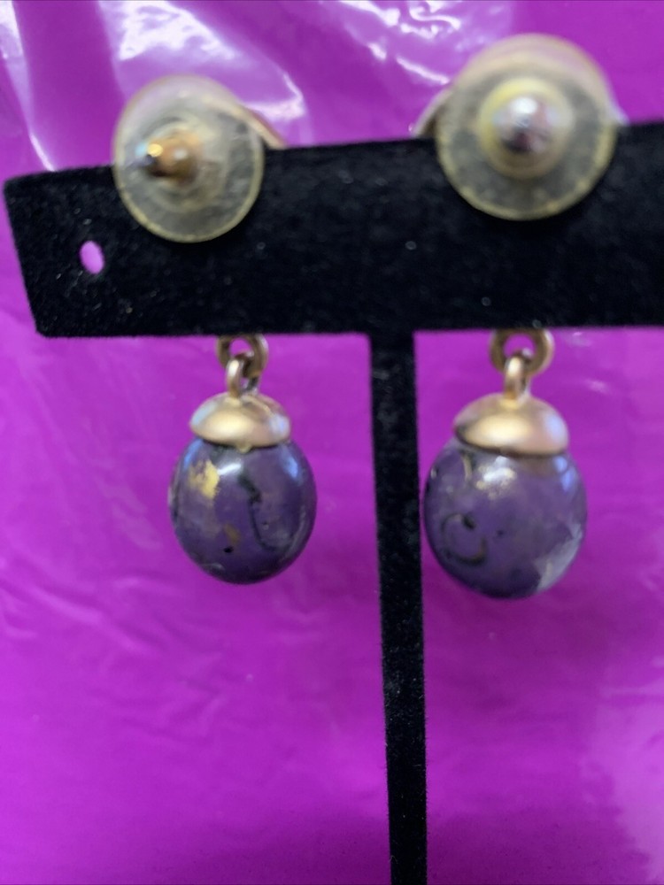 Purple Drop Dangle Pierced Earrings Gold Tone