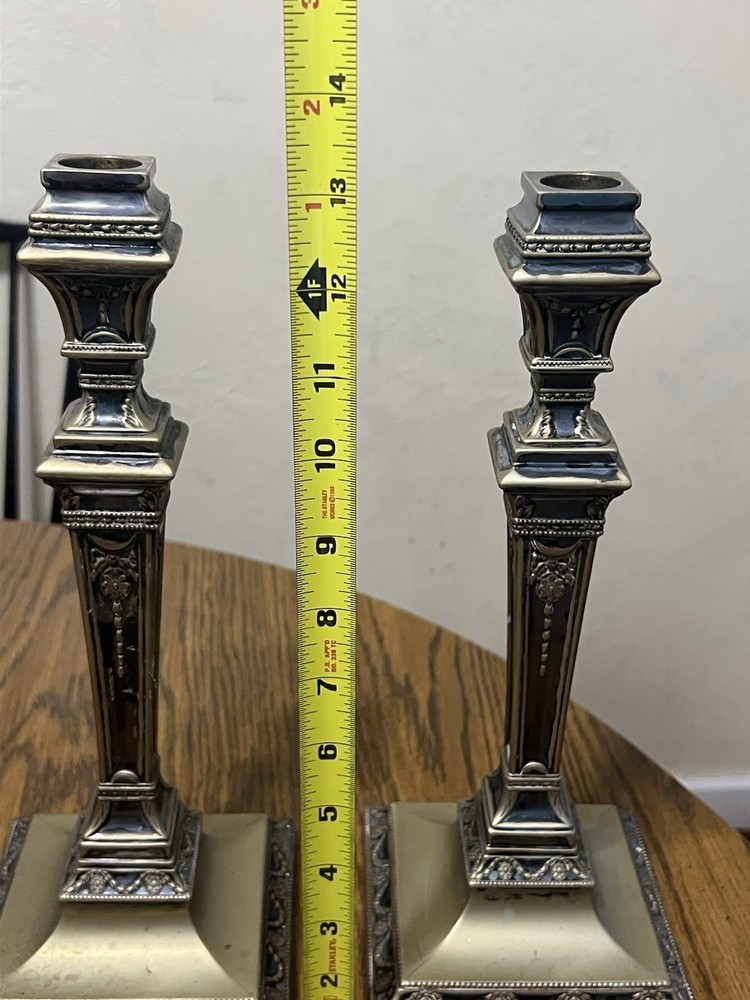 WALKER & HALL SHEFFIELD CANDLE HOlDER (2)