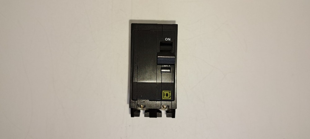 SQUARE D QO200 60 Amp Molded Case Switch Yellow Face