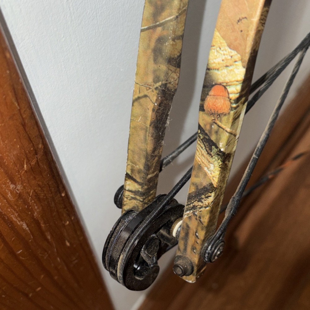 Invader HP Camouflage Crossbow High Performance Model in Camouflage Pattern